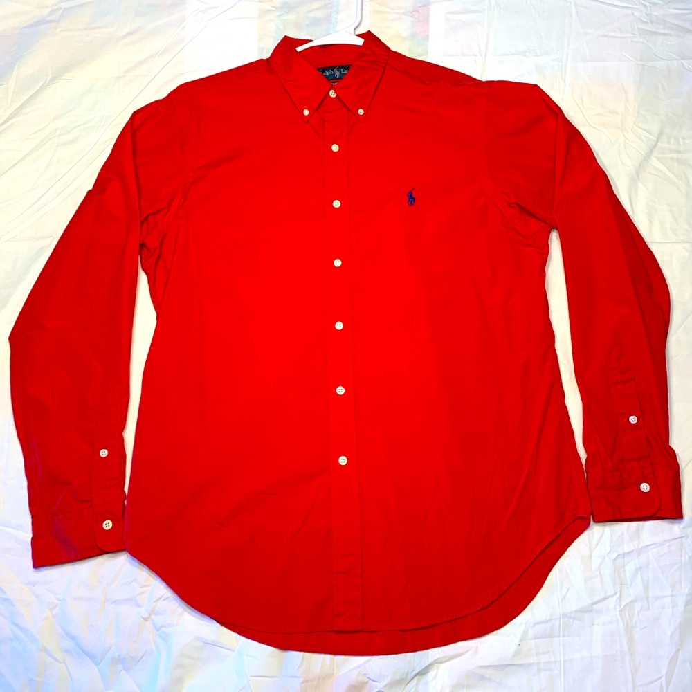 Ralph Lauren men’s classic fit long sleeve casual dress shirt.